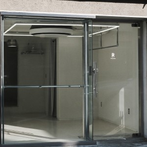 연남동 주택가 감성 9평 전시·팝업, 슬라이드 이미지 2