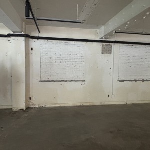 성수역 3번 출구 도보 1분 100평 대형공간 +외벽광고, 슬라이드 이미지 4