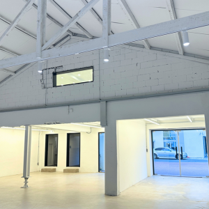 성수동 단독 2층 건물 팝업, 슬라이드 이미지 4