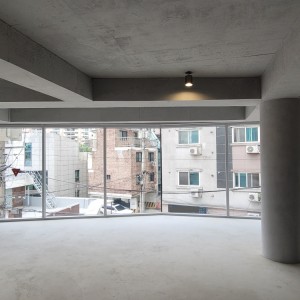 어반엣지 용산, 슬라이드 이미지 1